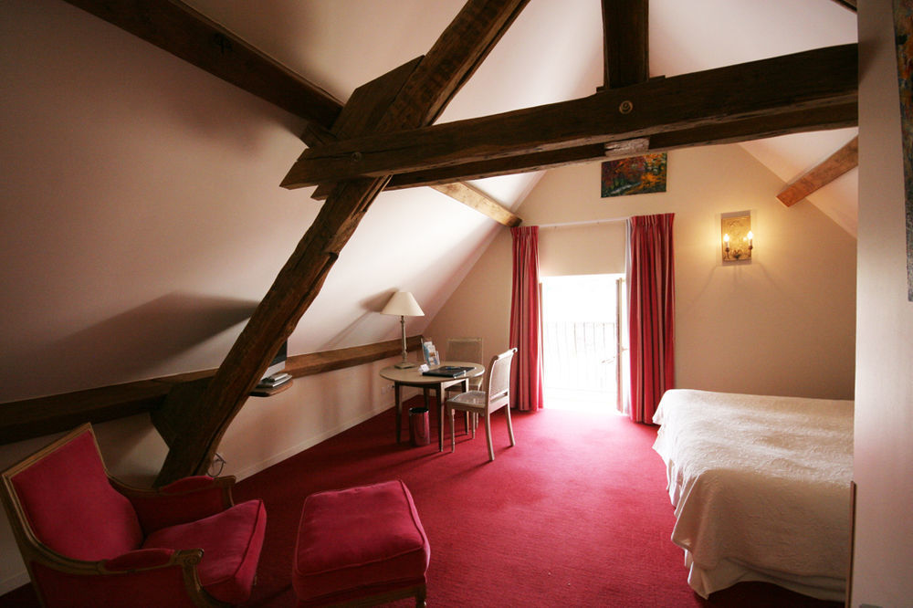 Le Marius Hotel Les Riceys Екстериор снимка