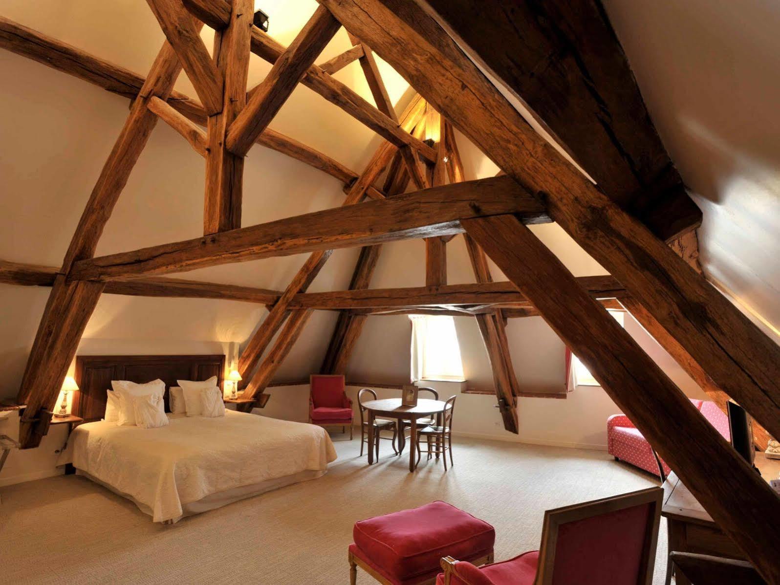 Le Marius Hotel Les Riceys Екстериор снимка